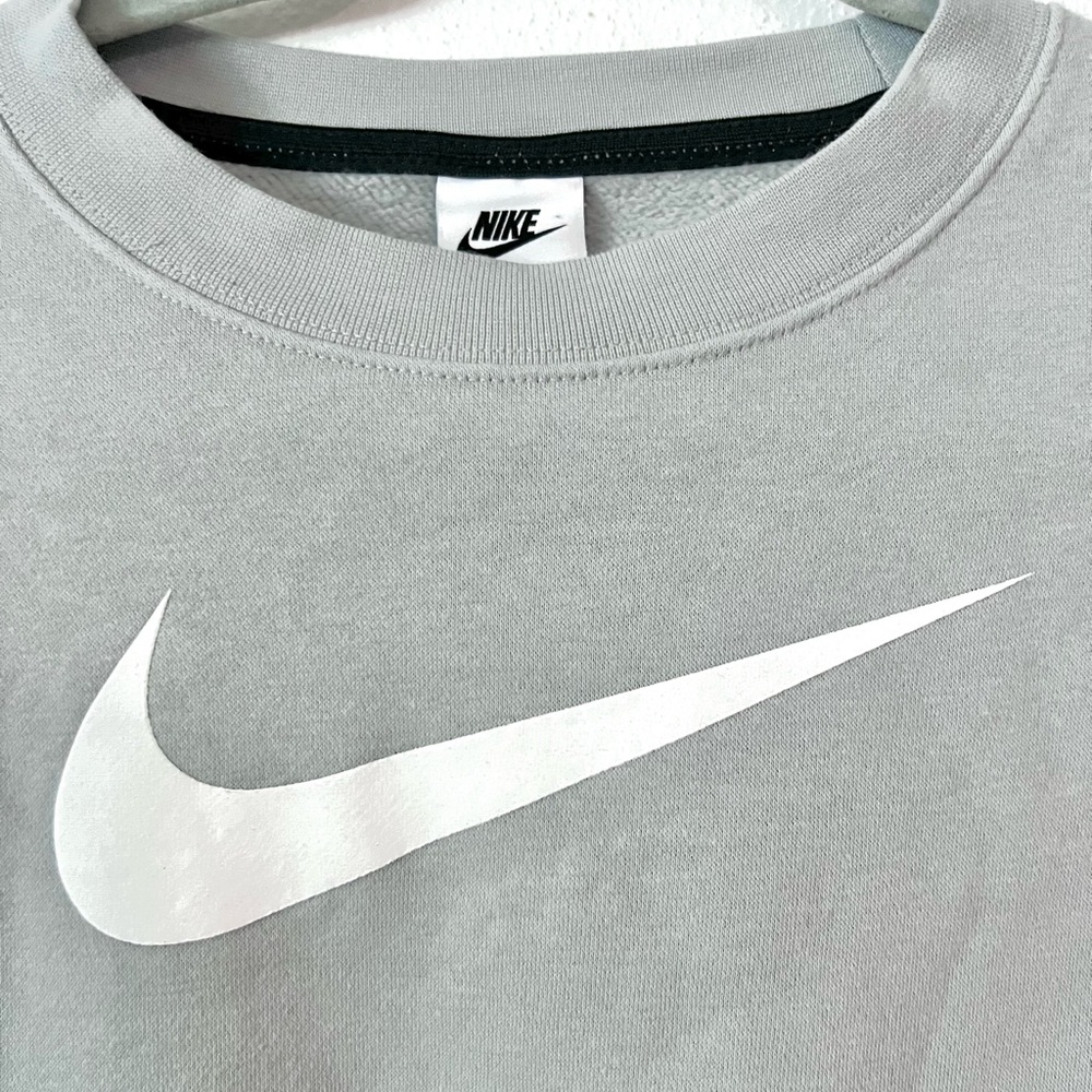 NIKE - Light Grey Crewneck - Picture 3 of 4